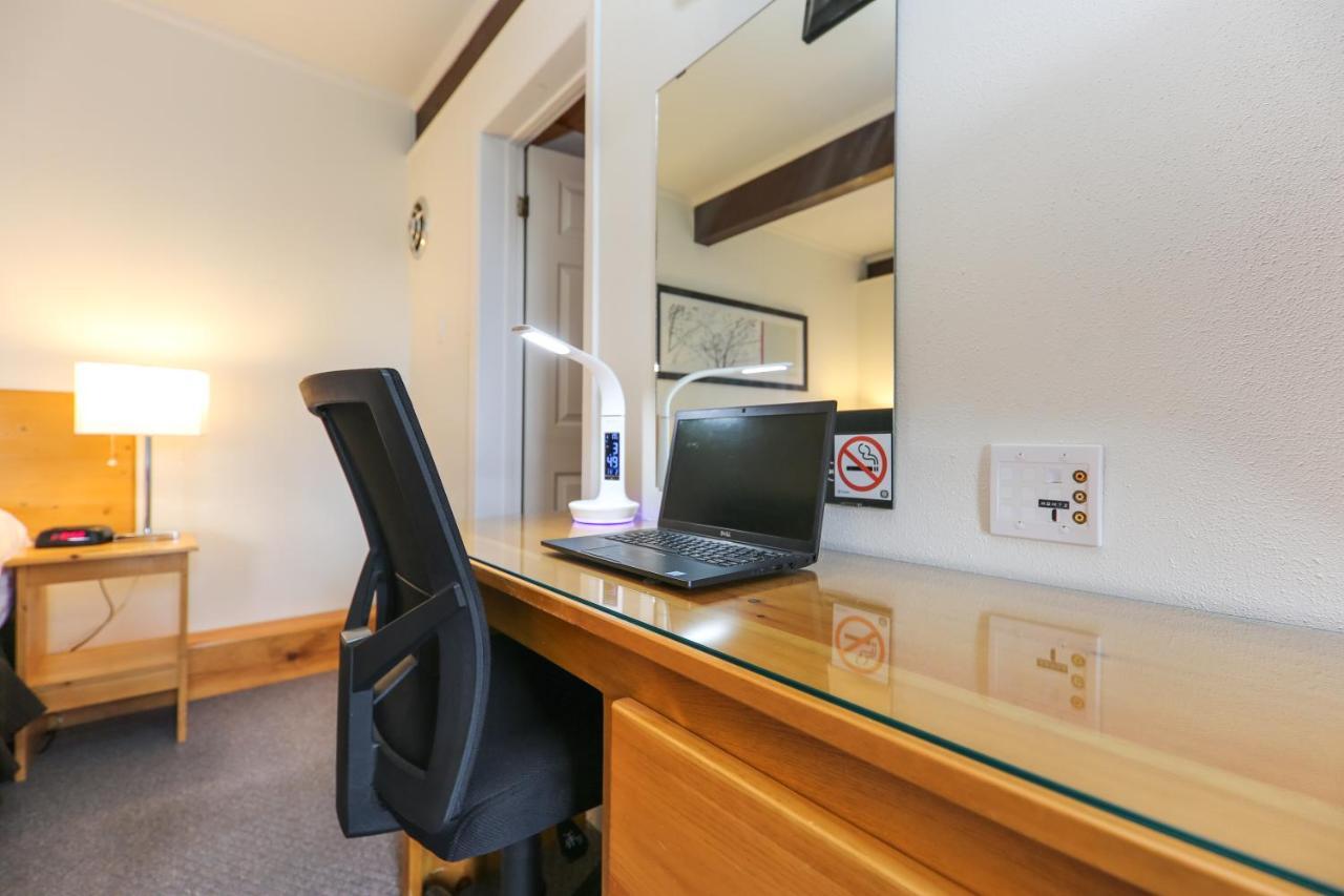 Lakeview Motel Haliburton Dış mekan fotoğraf