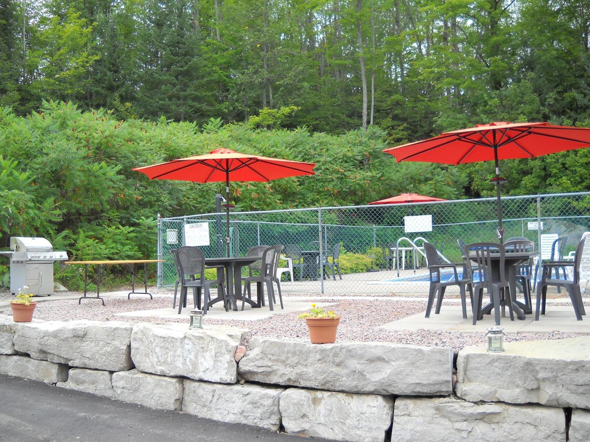 Lakeview Motel Haliburton Dış mekan fotoğraf