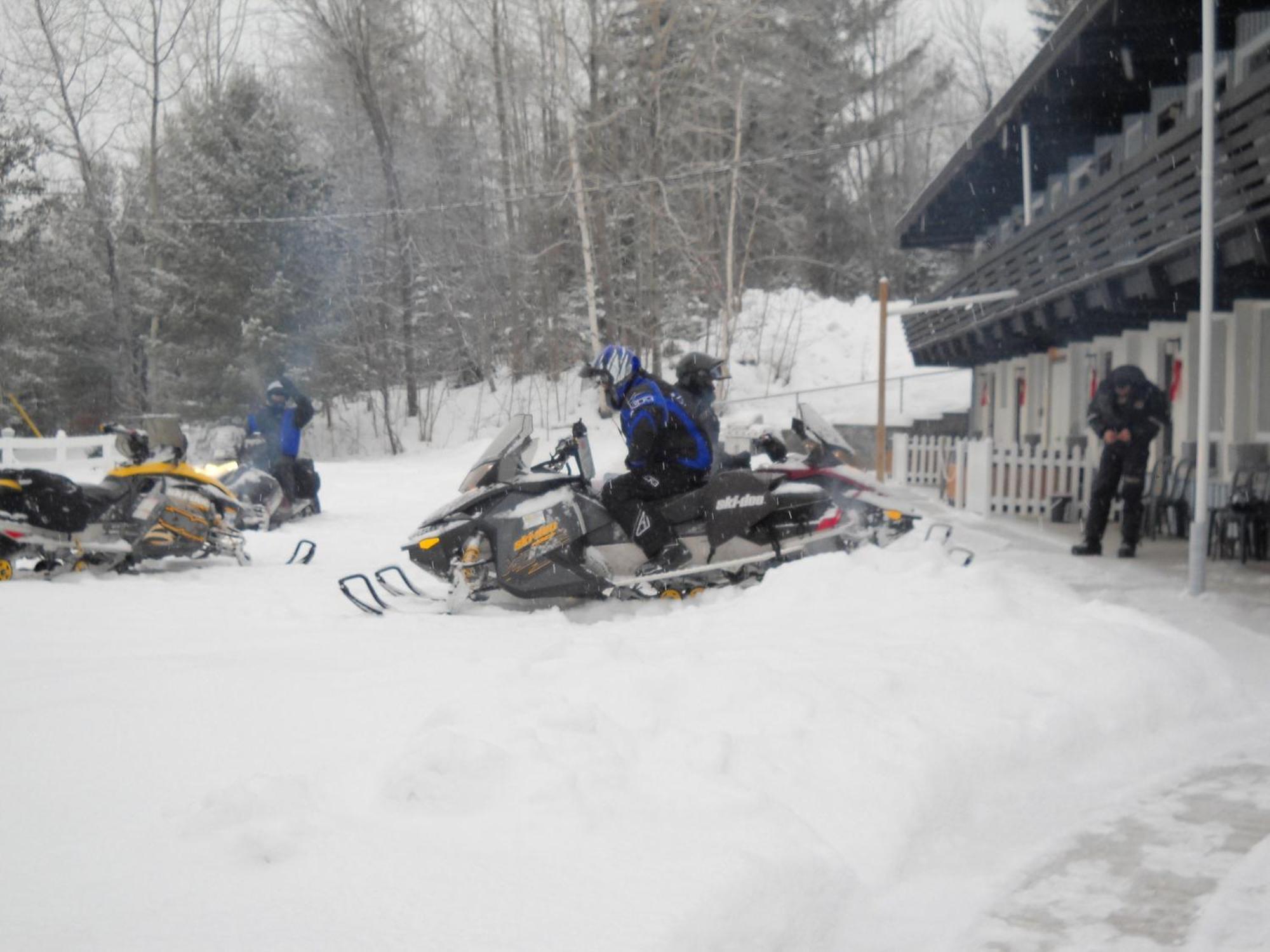 Lakeview Motel Haliburton Dış mekan fotoğraf